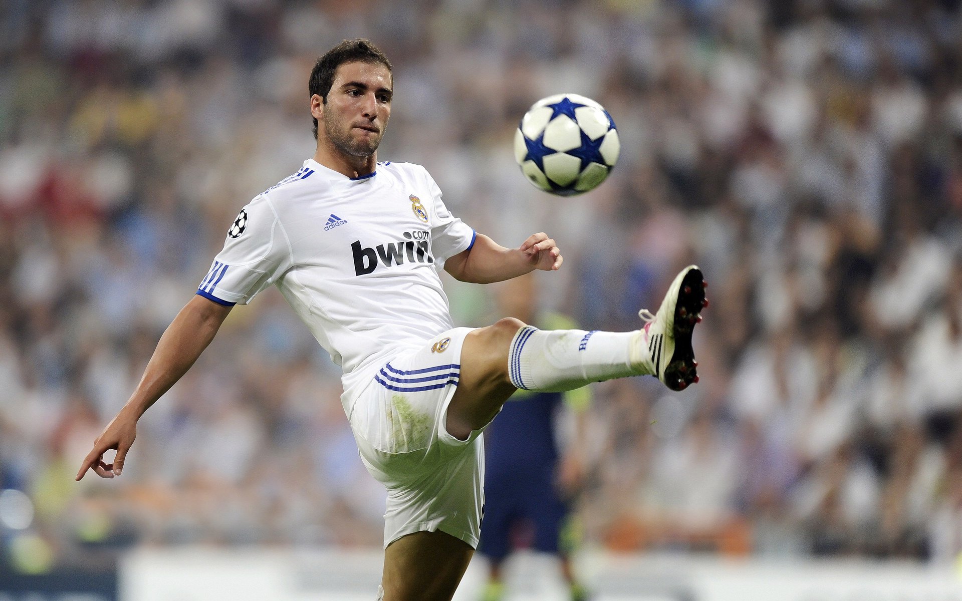 世界杯最佳进球评选：巴西倒钩与阿根廷连线配合入围终选